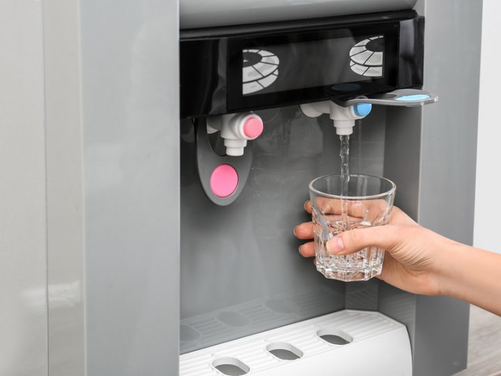 Hot and cold water dispenser – Hydrating Productivity